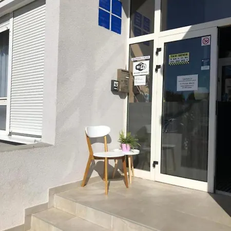 Mikulic Апартаменты Задар