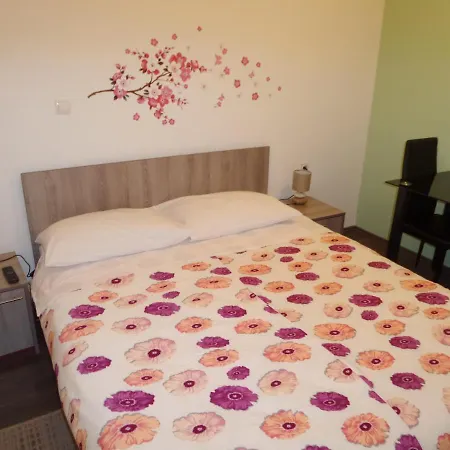 Apartments Mikulic Apartman Zadar