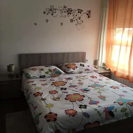 Apartments Mikulic