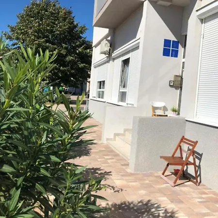 Apartments Mikulic *