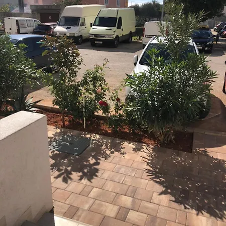 Apartments Mikulic Apartman