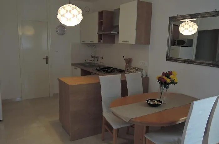 Mikulic Lägenhet Zadar